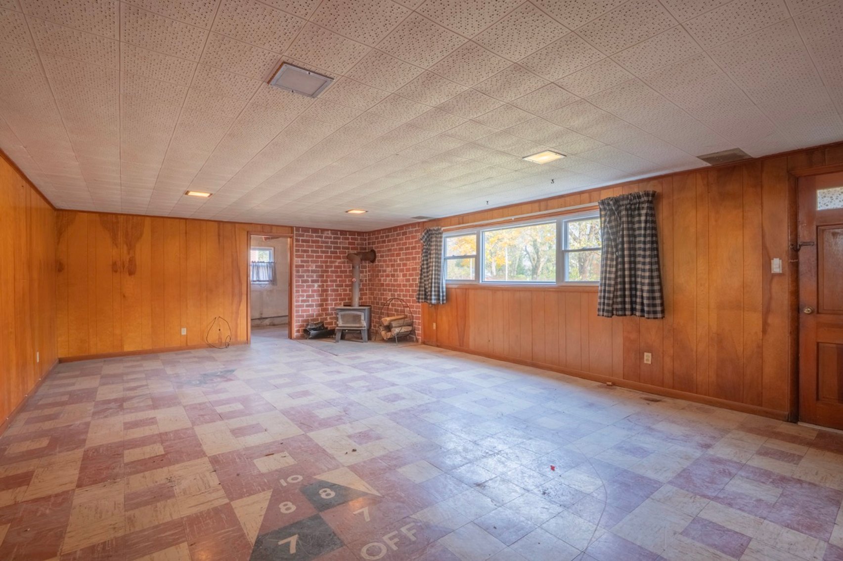 Image for Split-level Home on 1.44 Acres LIVE Public Real Estate Auction - Zieglersville, PA