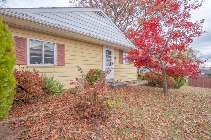 Image for 1026 Elmwood Dr LIVE Real Estate Auction - Pottstown, PA