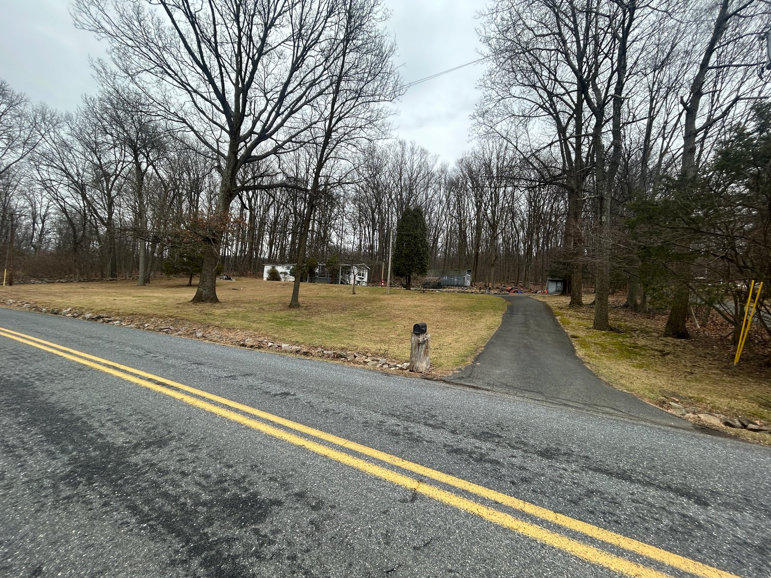 Image for 2 Bedroom House on 1.1 Acre LIVE Real Estate Auction - Boyertown, PA