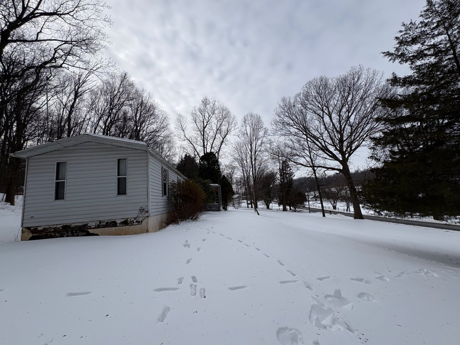 Image for 2 Bedroom House on 1.1 Acre LIVE Real Estate Auction - Boyertown, PA