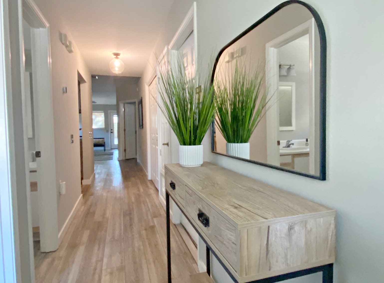 Image for 1043 E. Maxwel Street - East Hill