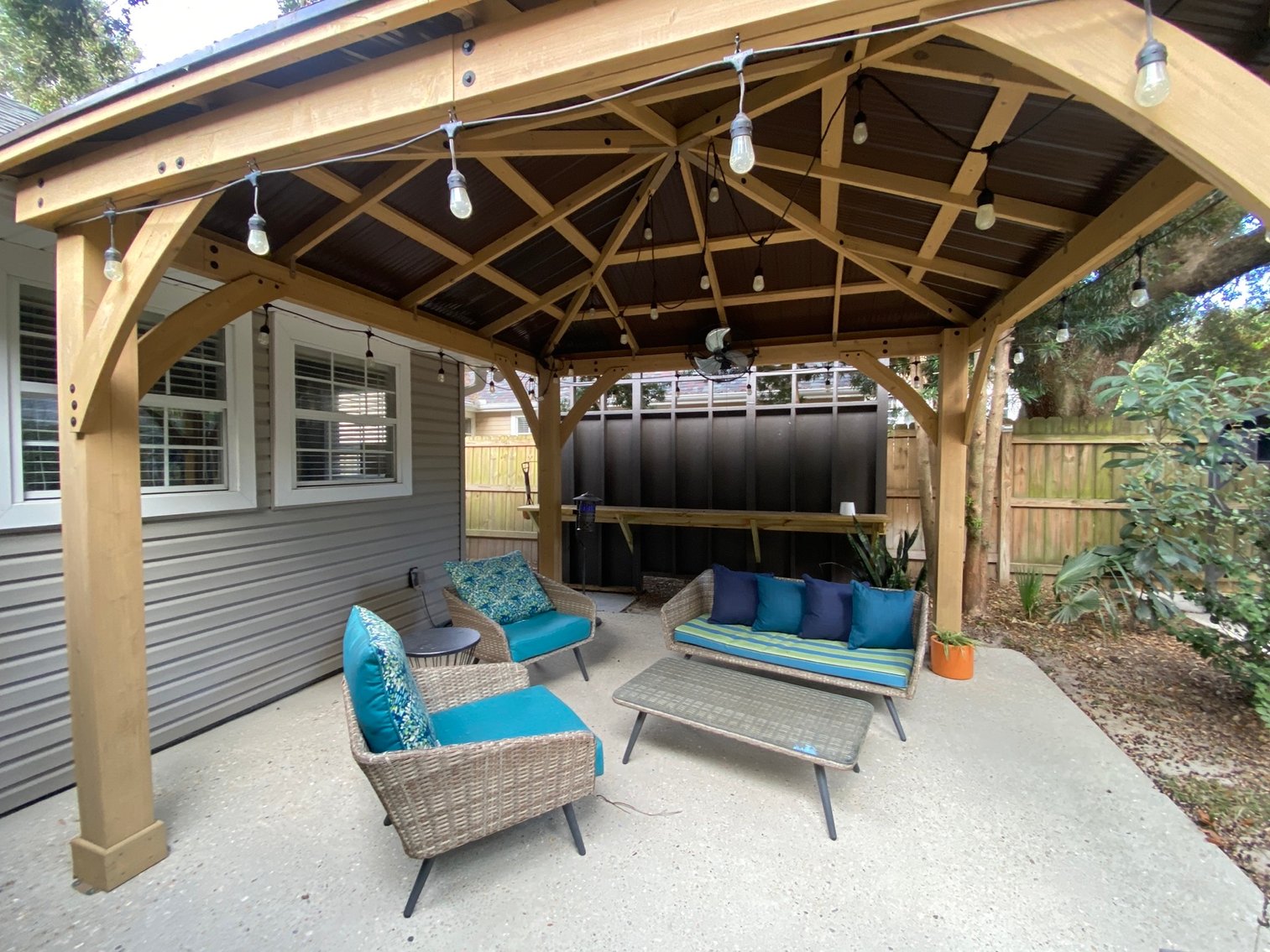 Image for 1043 E. Maxwel Street - East Hill