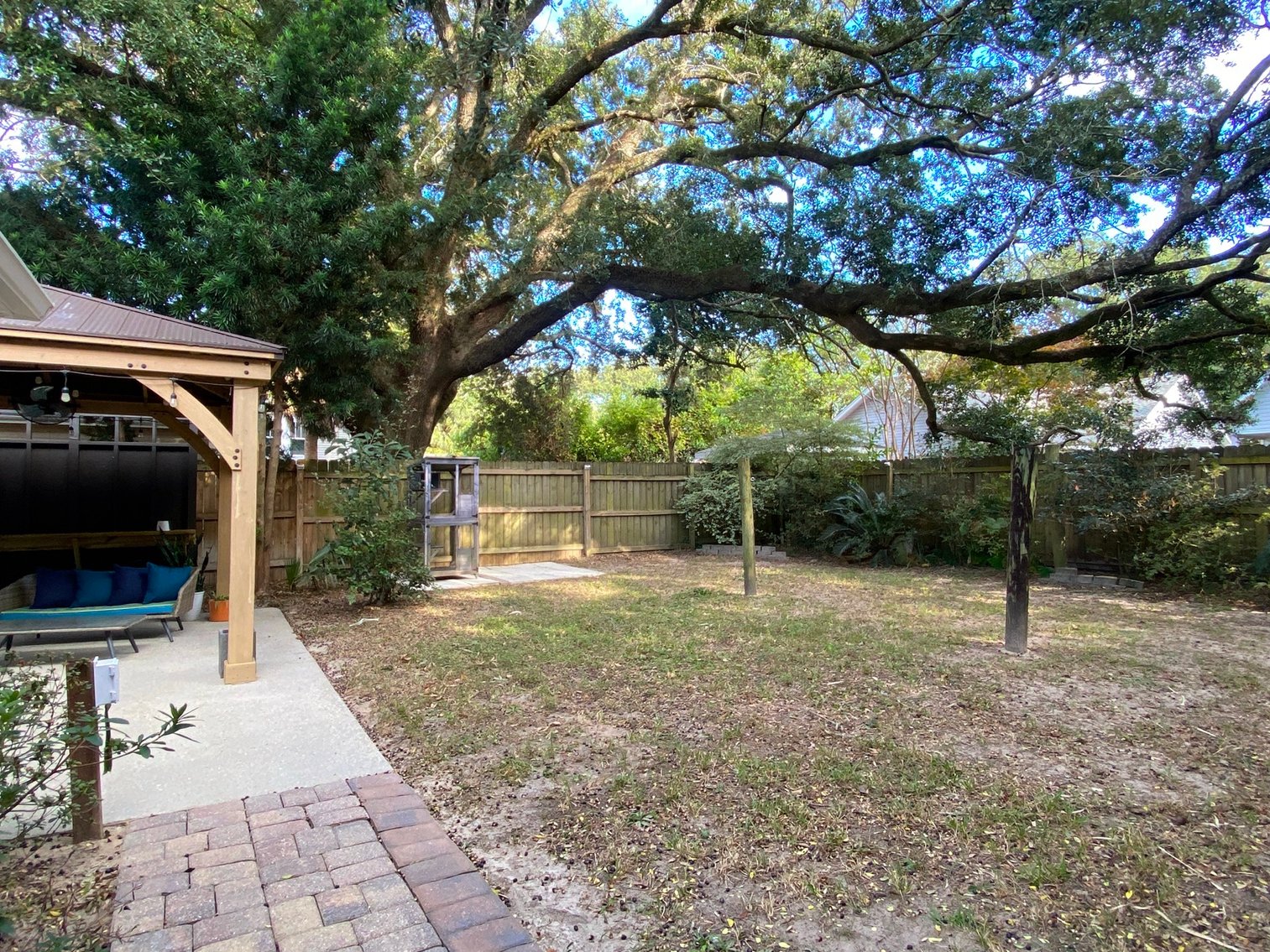 Image for 1043 E. Maxwel Street - East Hill