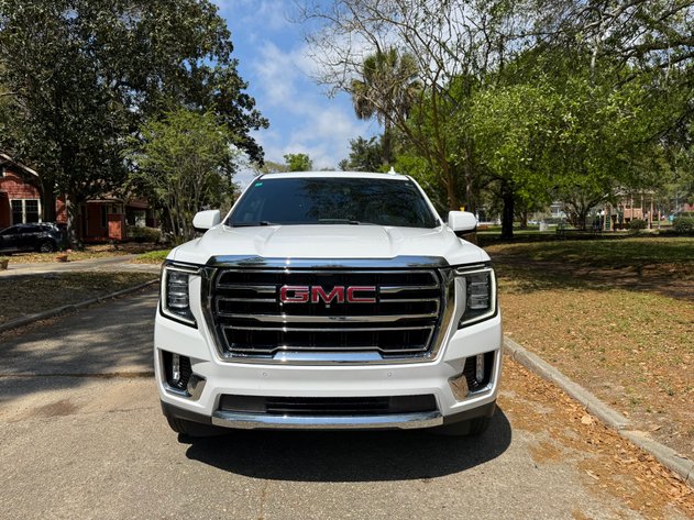 Image for 2022 GMC Yukon XL SLT 4WD – V8, Leather, 3rd Row, Loaded SUV