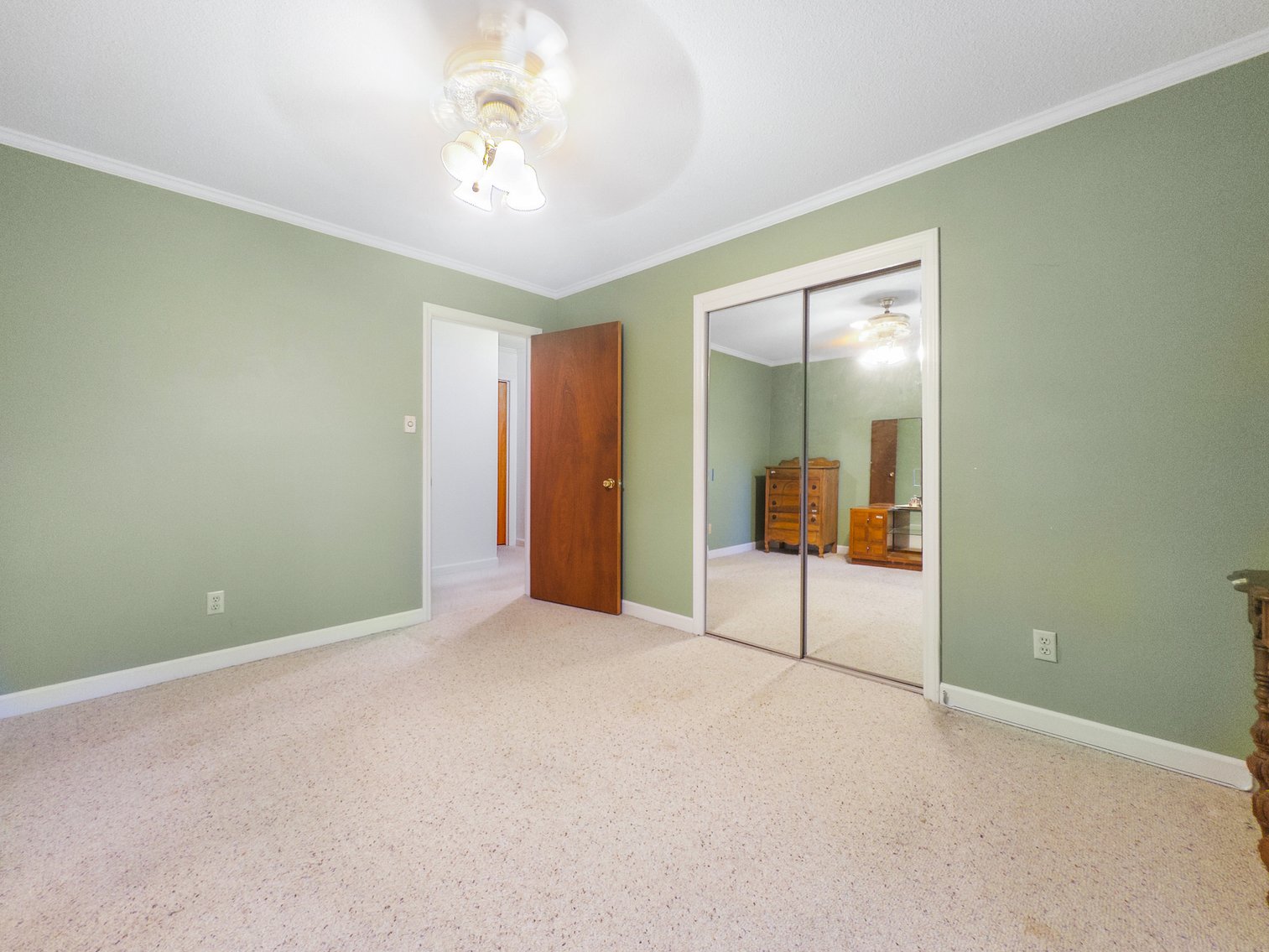 Image for 206 Ellington Road