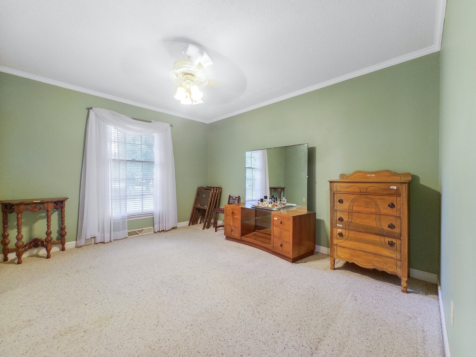 Image for 206 Ellington Road