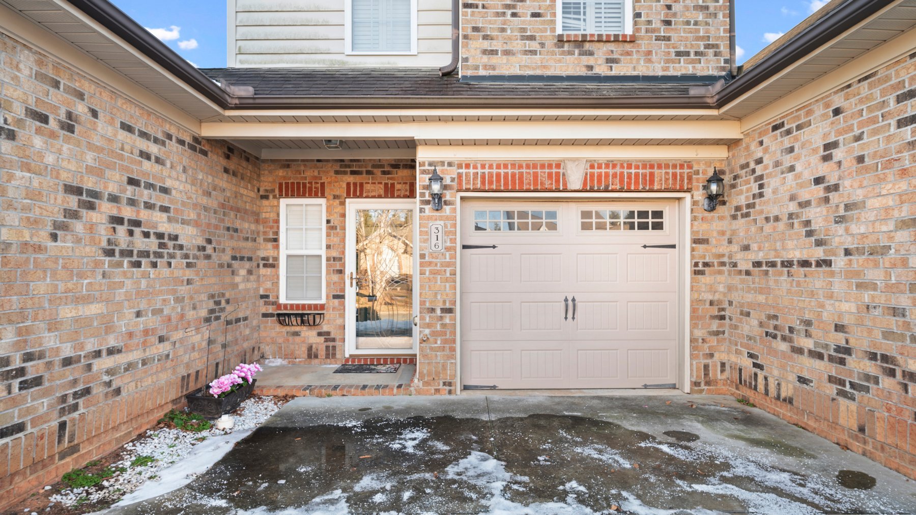 Image for 316 Saint Nicholas Trail