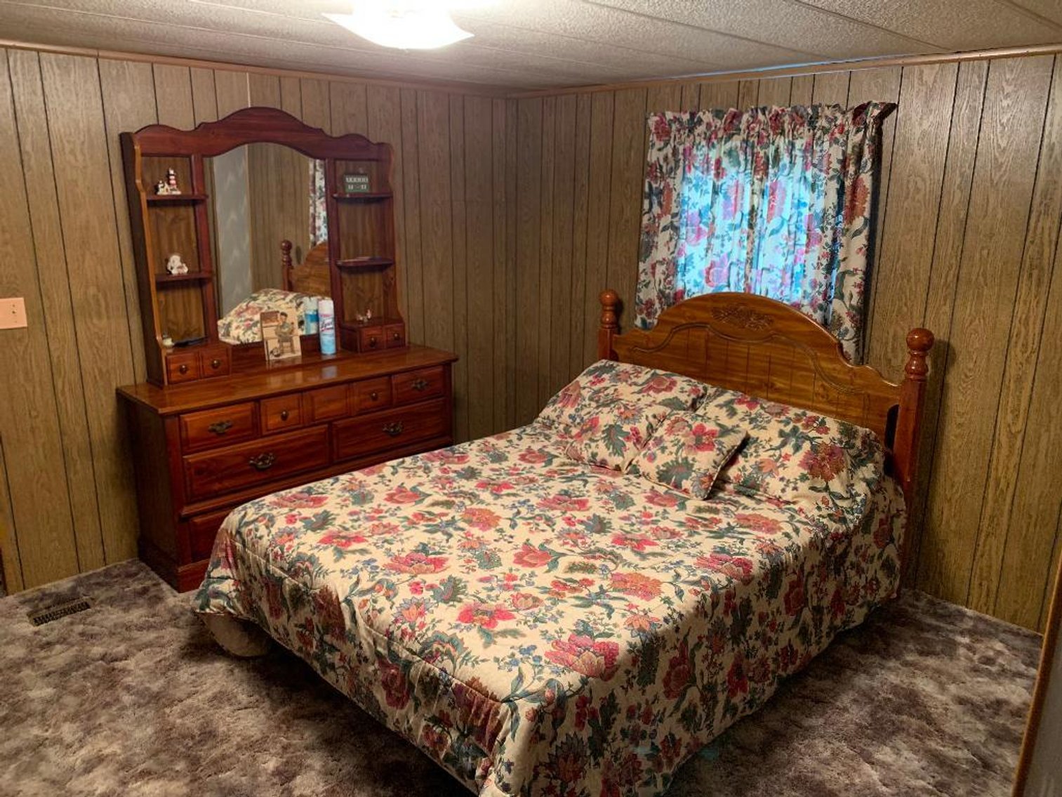 Image for Taylor Real Estate Auction