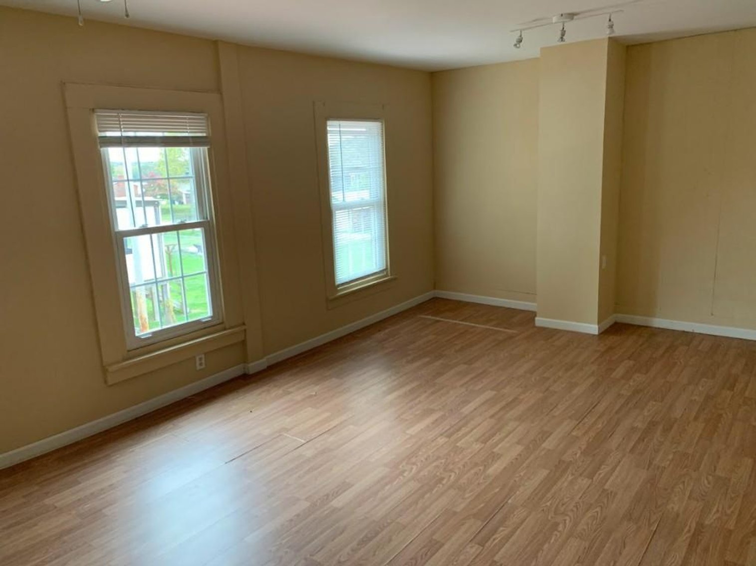 Image for COMMERCIAL Real Estate Auction ONLINE