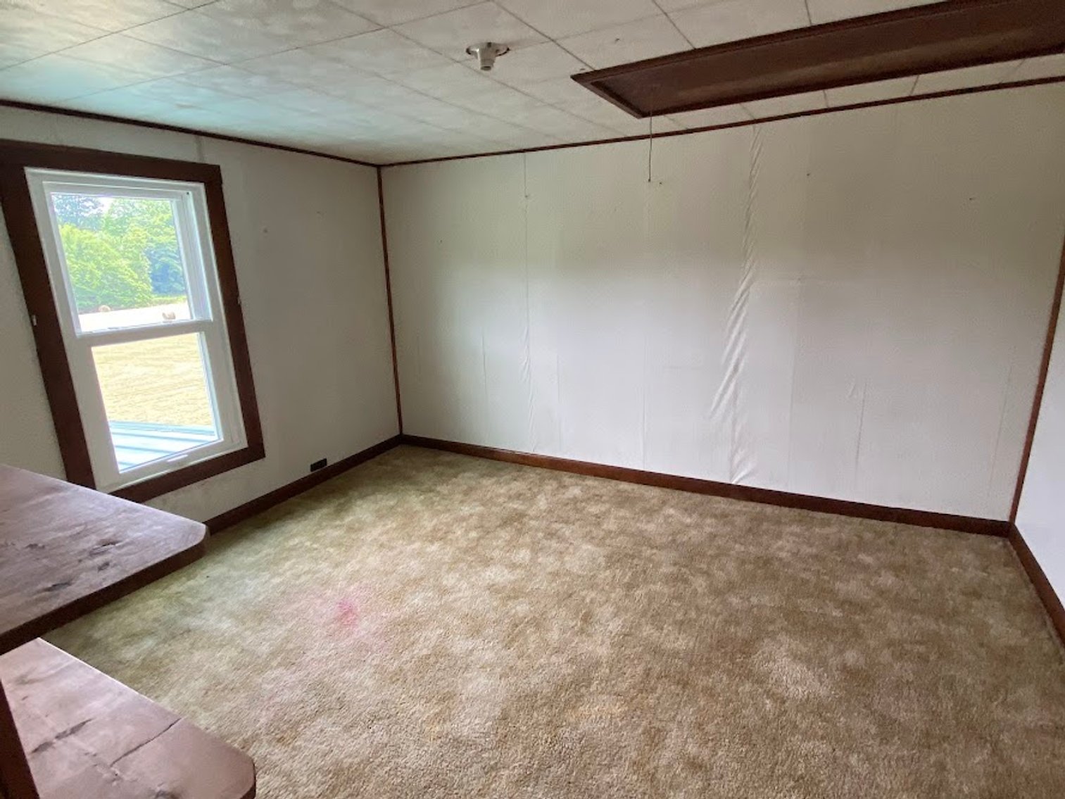 Image for HENNEN TRUST ABSOLUTE REAL ESTATE AUCTION