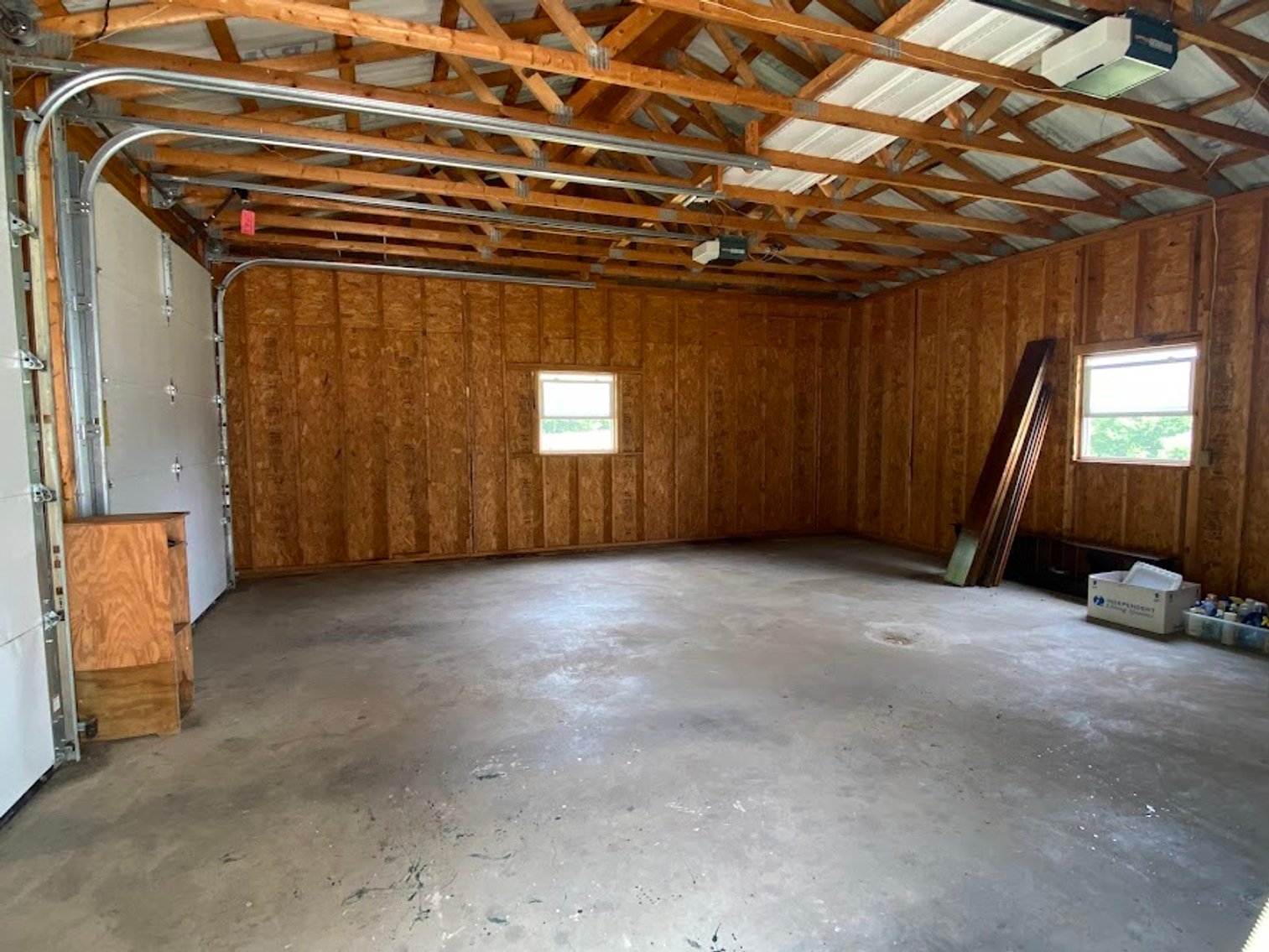 Image for HENNEN TRUST ABSOLUTE REAL ESTATE AUCTION