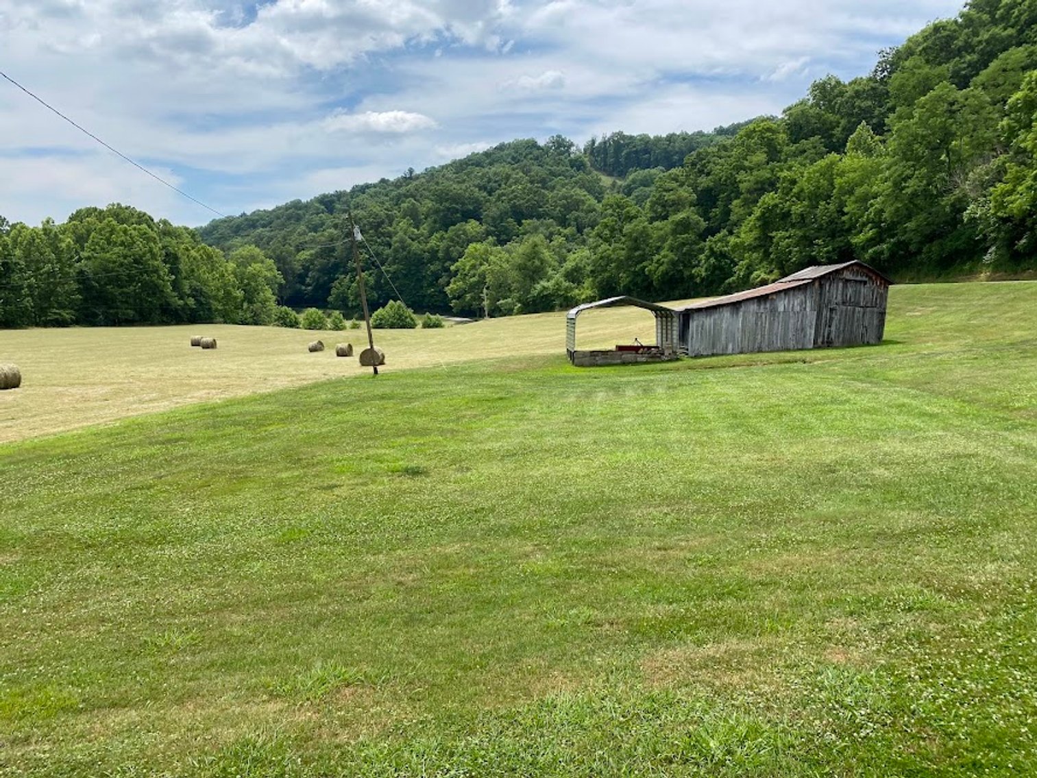 Image for HENNEN TRUST ABSOLUTE REAL ESTATE AUCTION