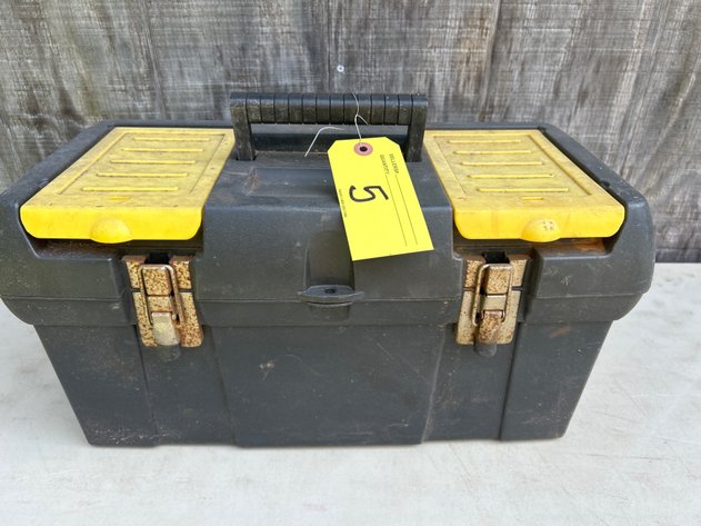 Image for Fields Liquidation w/ Real Estate ONLINE