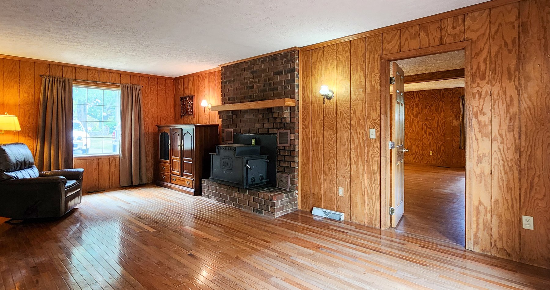 Image for 3,700 Sq.Ft. 5BR 3.5BA starting at $285k