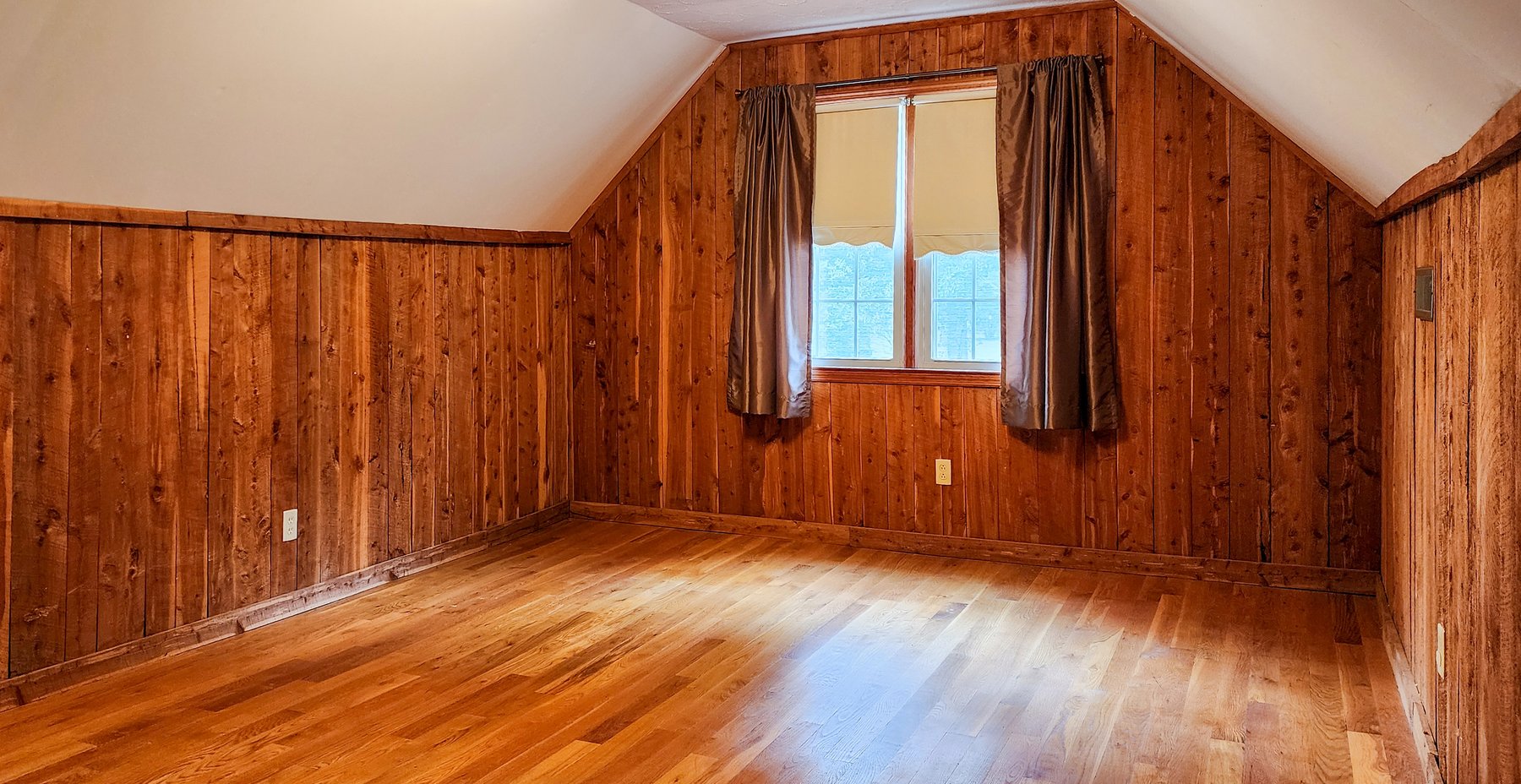 Image for 3,700 Sq.Ft. 5BR 3.5BA starting at $285k