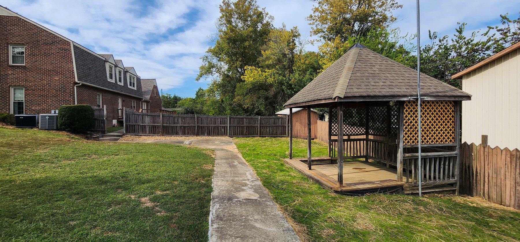 Image for 3,700 Sq.Ft. 5BR 3.5BA starting at $285k