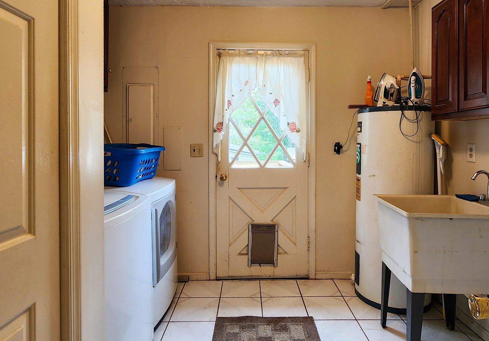 Image for 3,700 Sq.Ft. 5BR 3.5BA starting at $285k