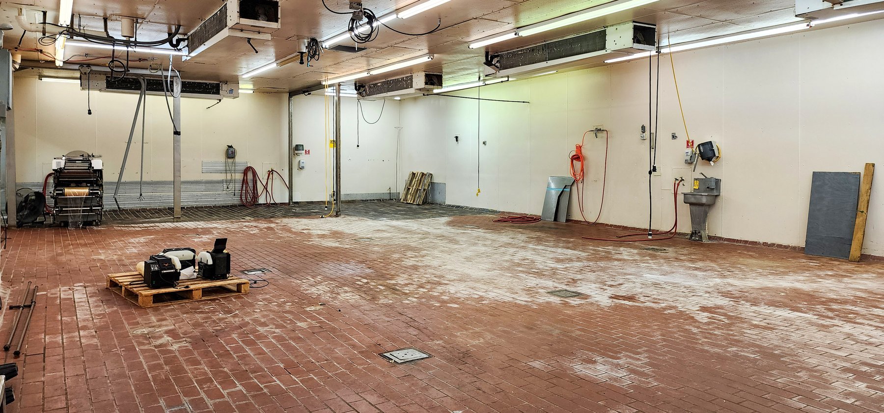 Image for Gunnoe's Sausage Plant: 28,000 Sq.Ft on 23.44 Acres