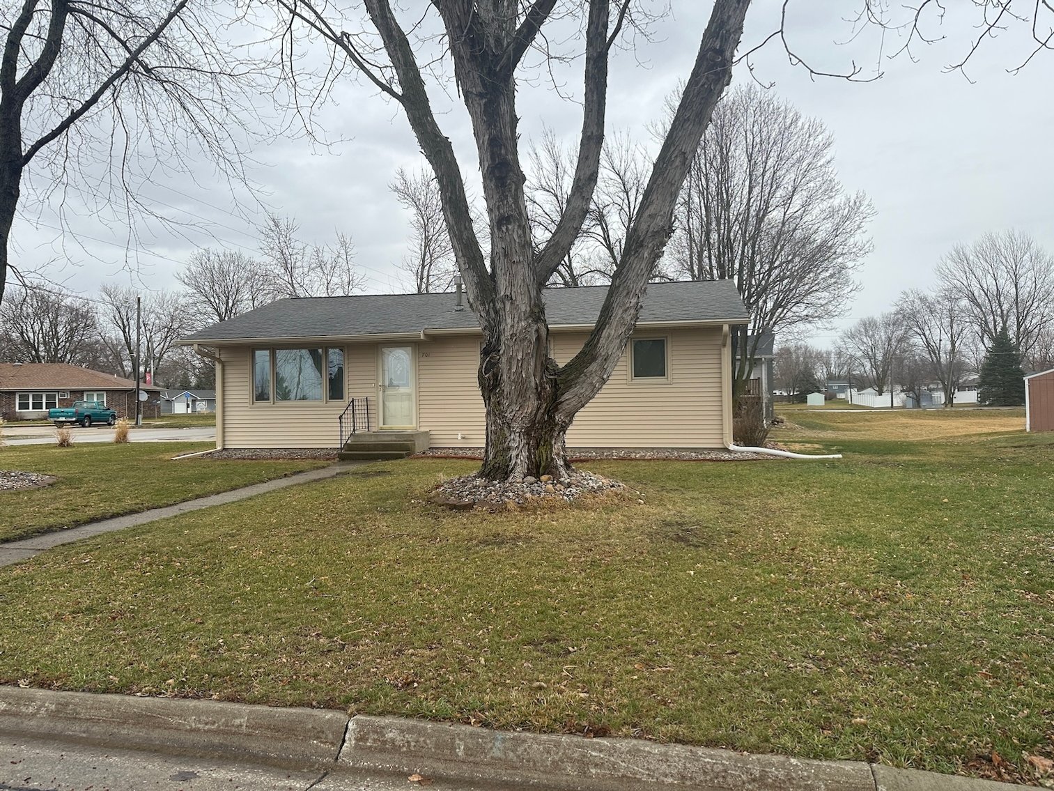 Image for 701 Meadowlark Ave, Sac City!