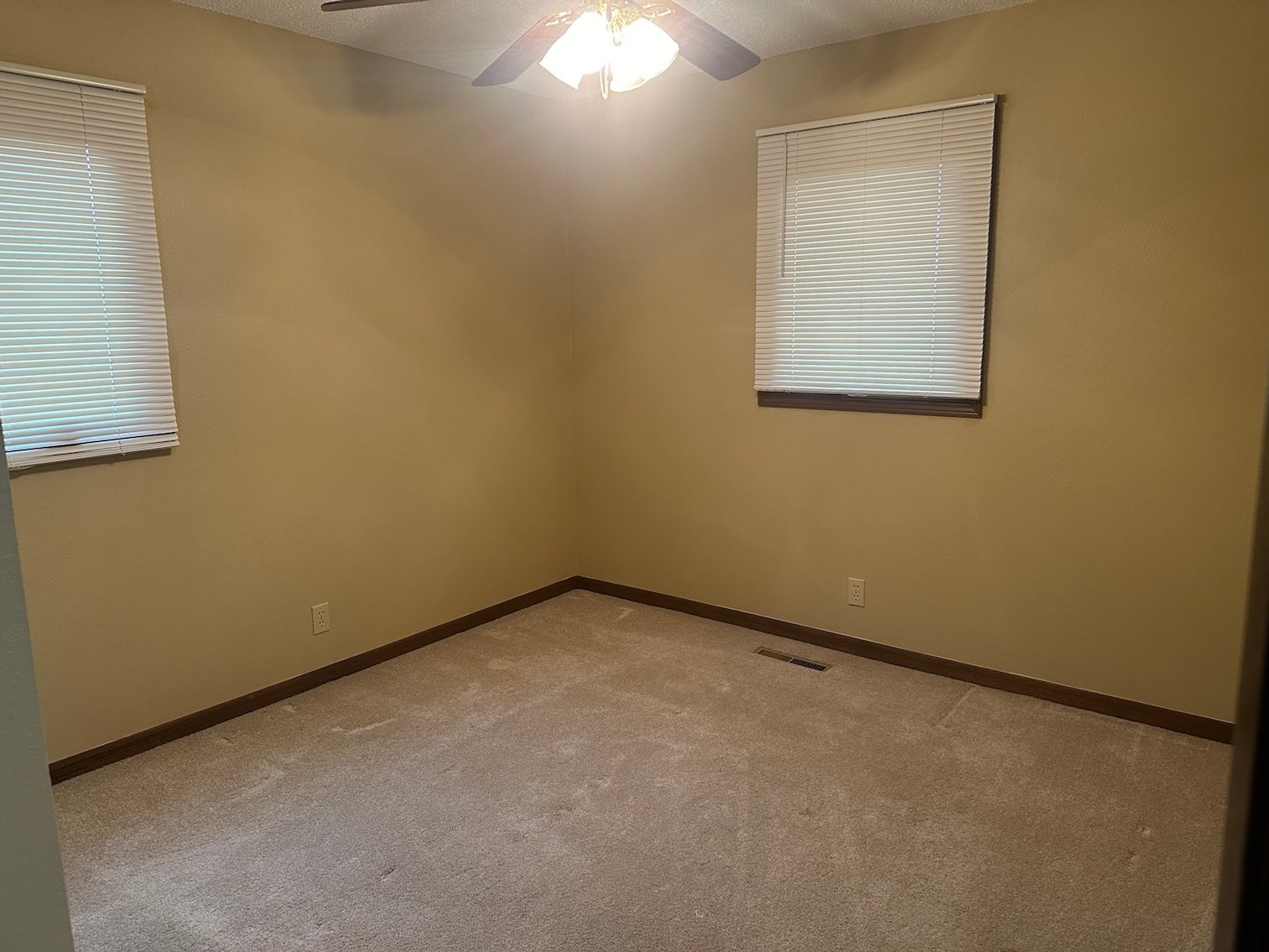 Image for 701 Meadowlark Ave, Sac City!