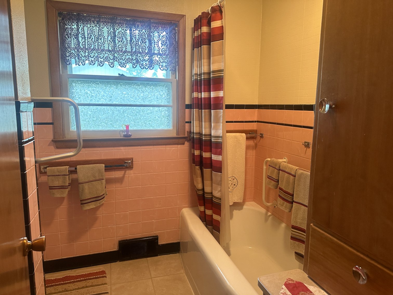 Image for 920 5th Street, Lake View!