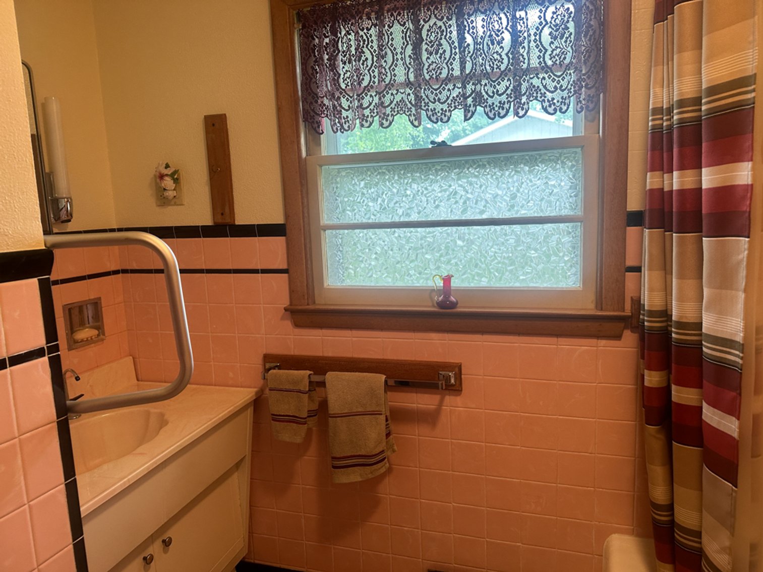 Image for 920 5th Street, Lake View!