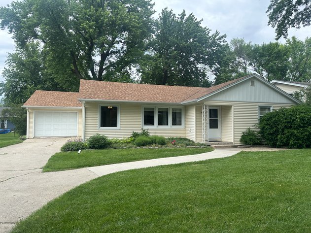 Image for 920 5th Street, Lake View!