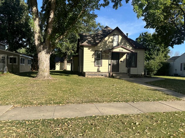 Image for 219 S 12th Street, Sac City!