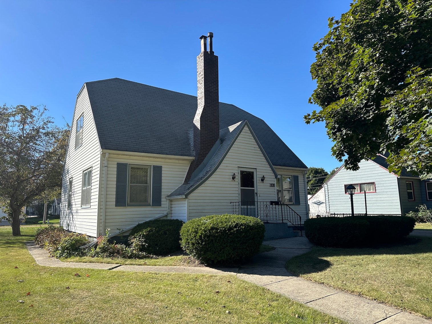 Image for 210 W Main Street, Early!