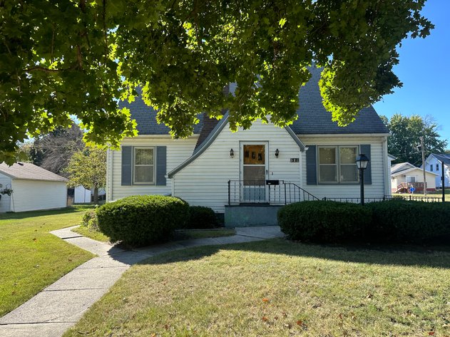 Image for 210 W Main Street, Early!