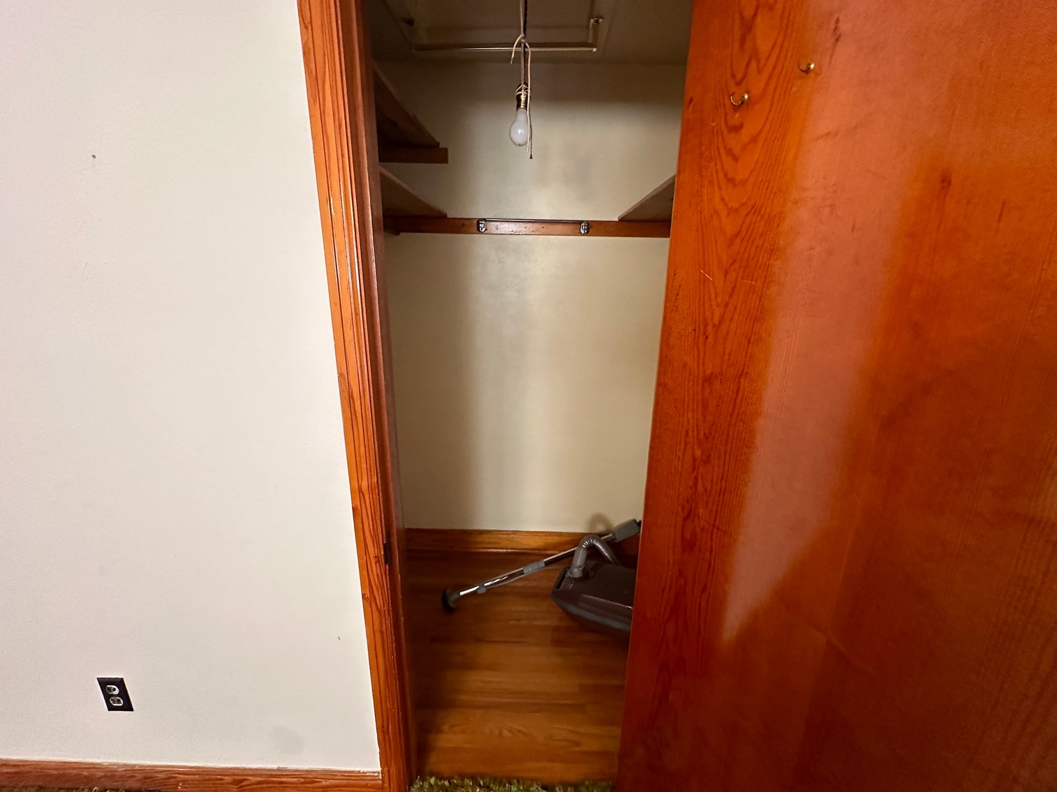 Image for 210 W Main Street, Early!