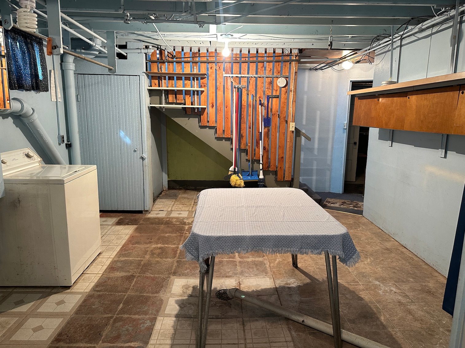 Image for 210 W Main Street, Early!