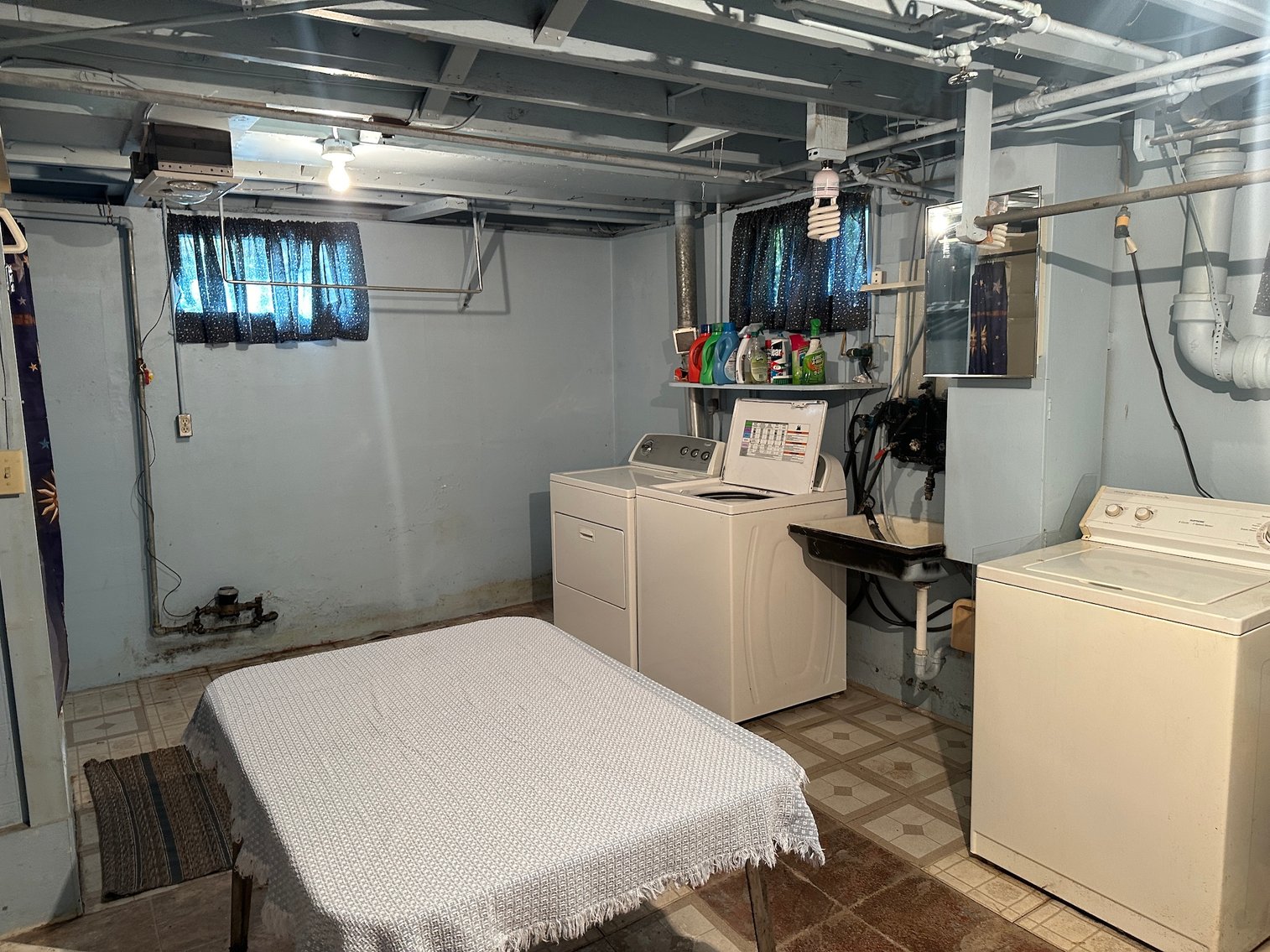 Image for 210 W Main Street, Early!