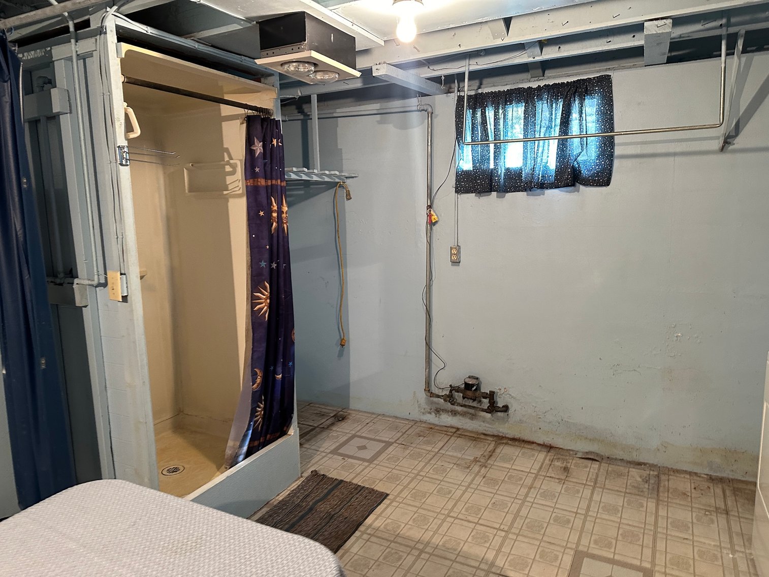 Image for 210 W Main Street, Early!