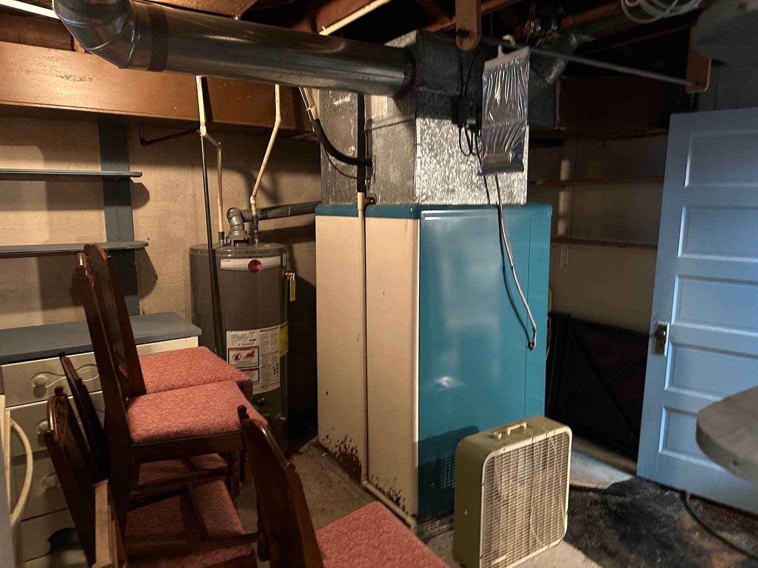 Image for 210 W Main Street, Early!