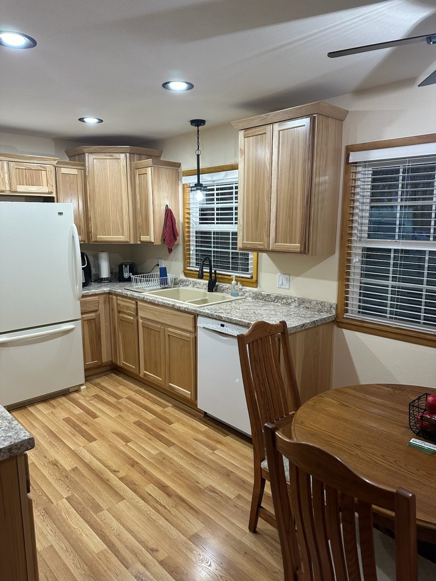 Image for 505 Walnut Street, Early!