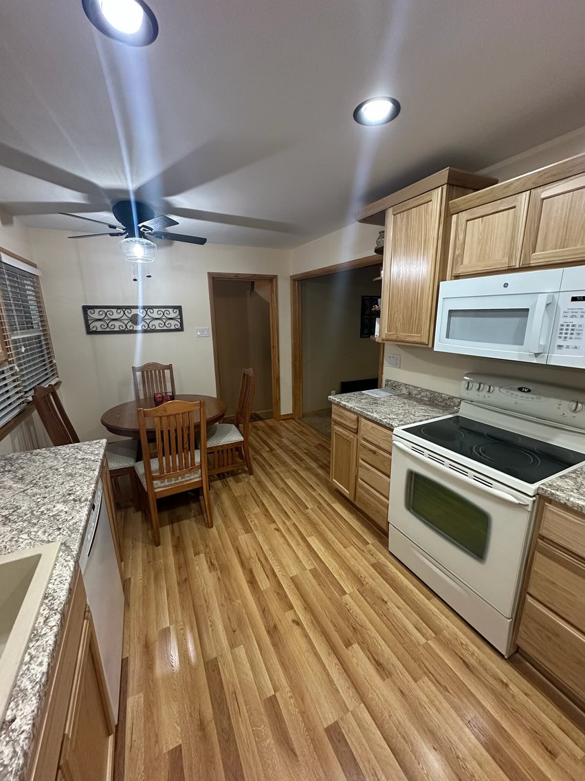 Image for 505 Walnut Street, Early!