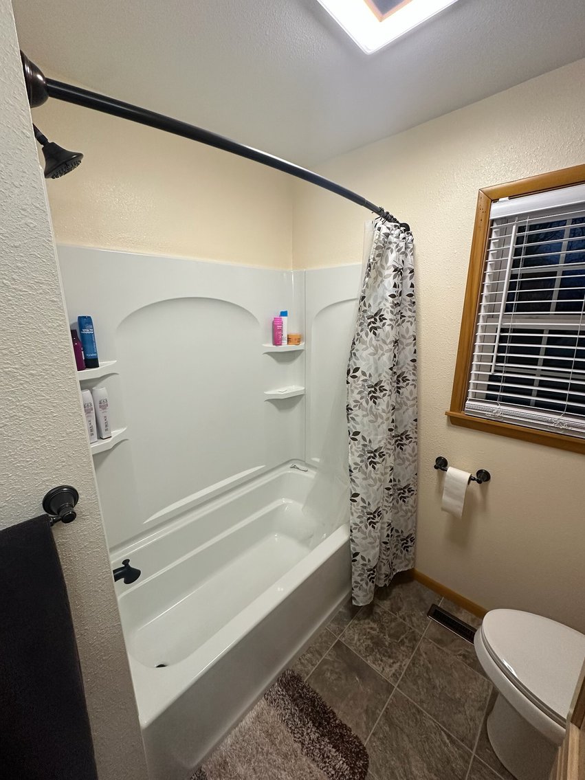 Image for 505 Walnut Street, Early!