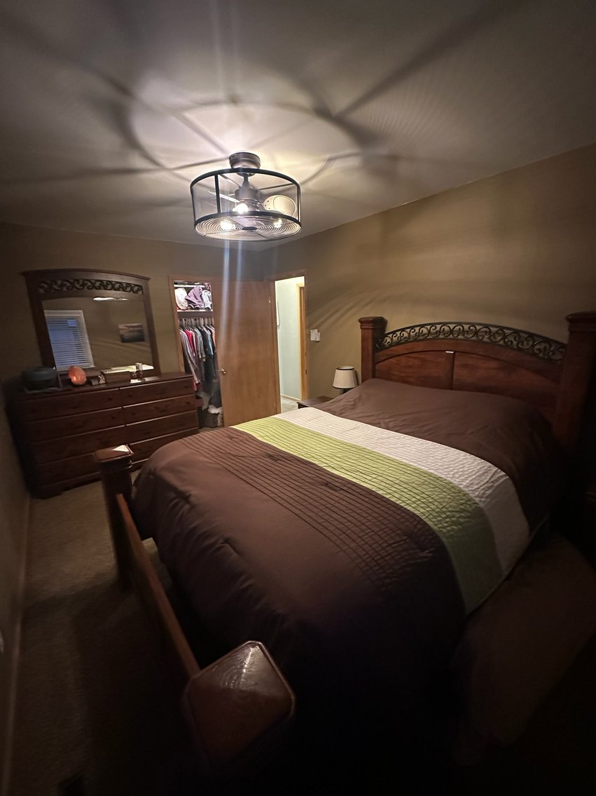 Image for 505 Walnut Street, Early!