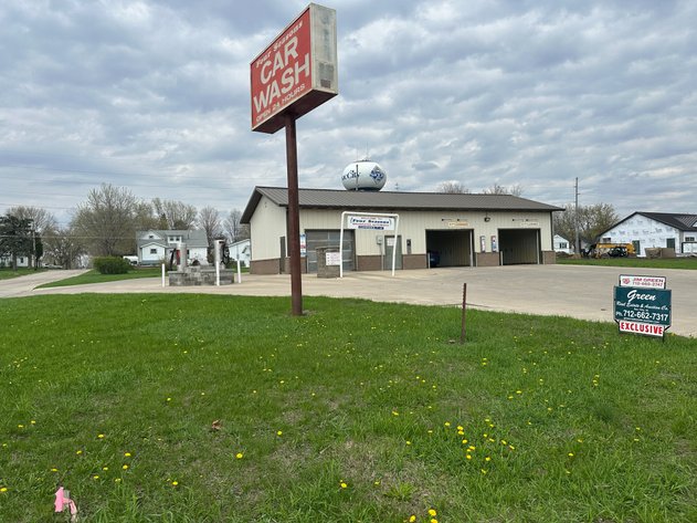 Image for Four Seasons Car Wash For Sale!