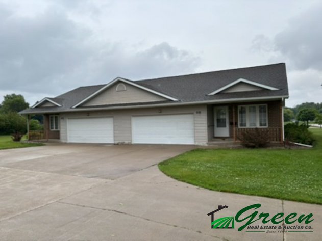 Image for 608/612 N Main St., Wall Lake!