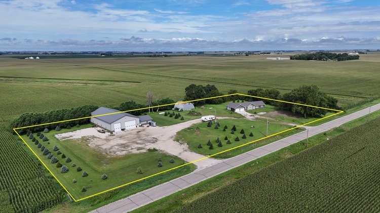 Image for 6057 210th Avenue, Newell!