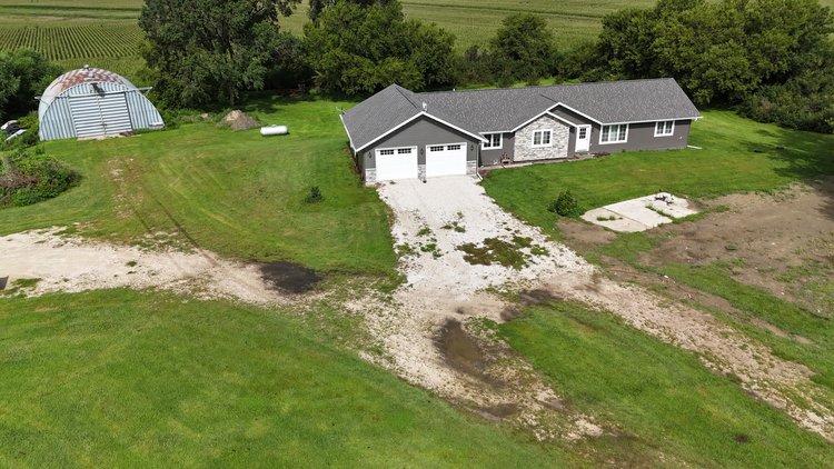 Image for 6057 210th Avenue, Newell!