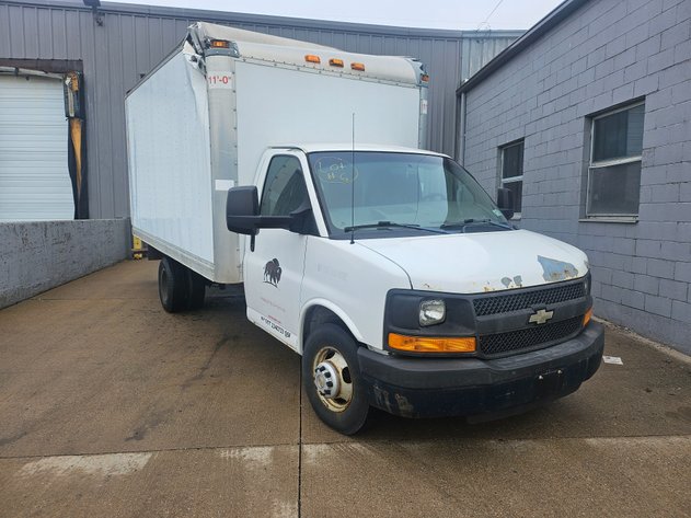 Image for 2012 Chevrolet Box Truck