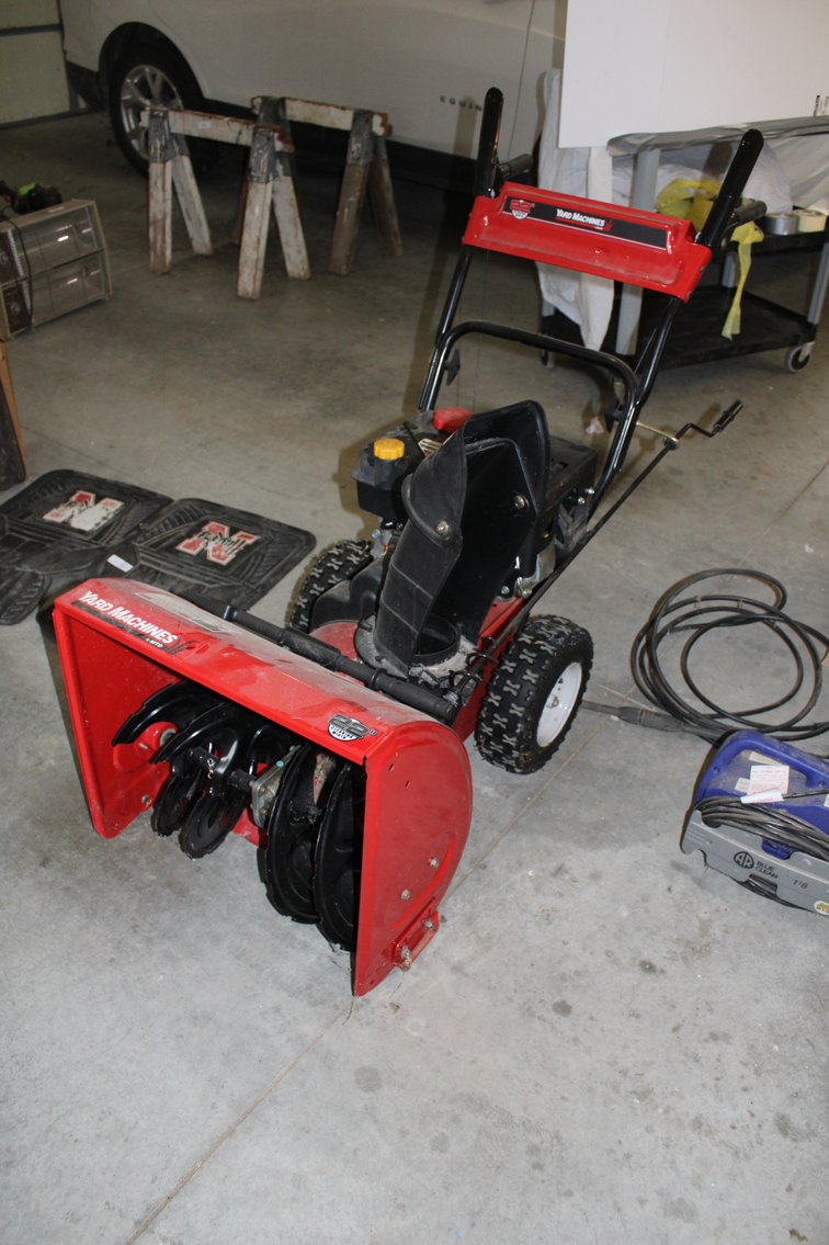 Image for Tom and Clarene Fisher Living Estate Auction