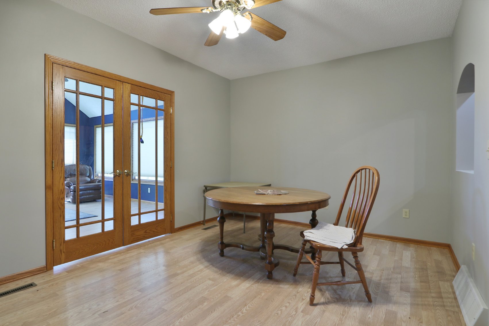 Image for Donald W. Eis Farmland Auction by the Schaardt Auction Team with Burrows Tracts Real Estate