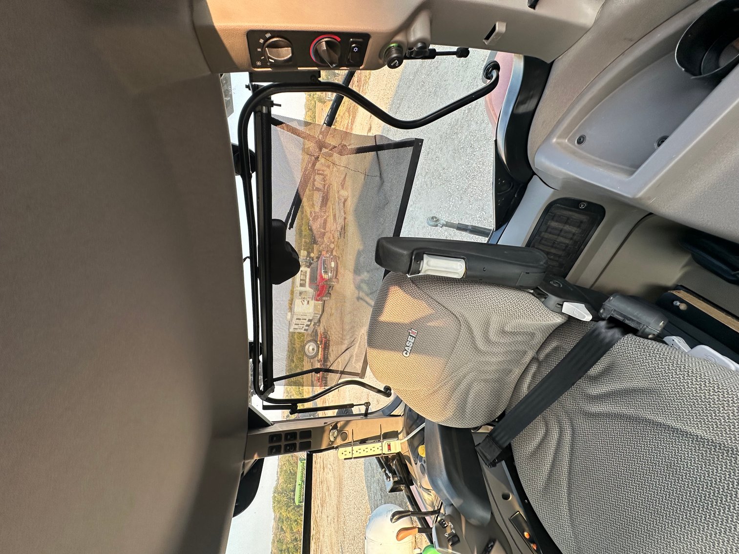 Image for 2016 Case IH Maxxum 125 Tractor Auction