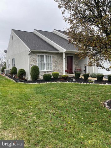 1592 Berry Drive - Lebanon, PA