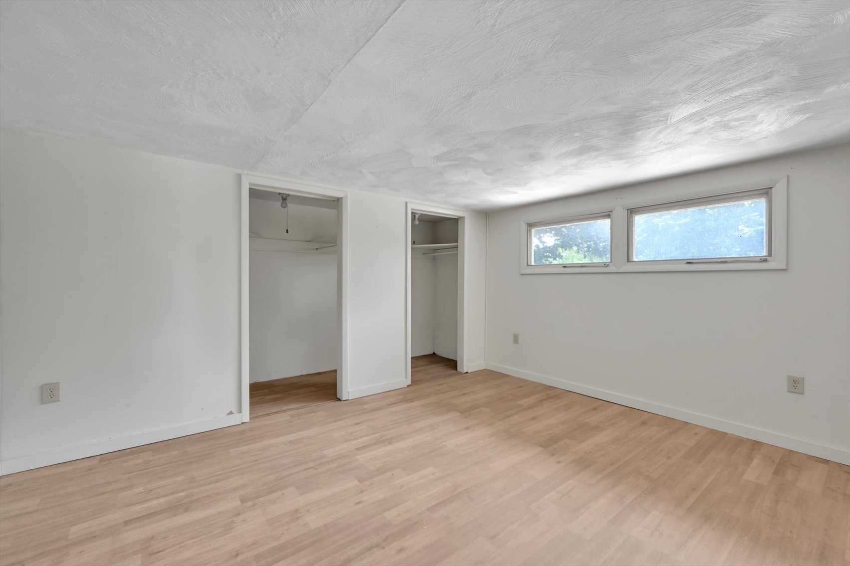 Image for Online Real Estate Auction - Cape Cod Style House with Auto Body Garage on 2+ Acres