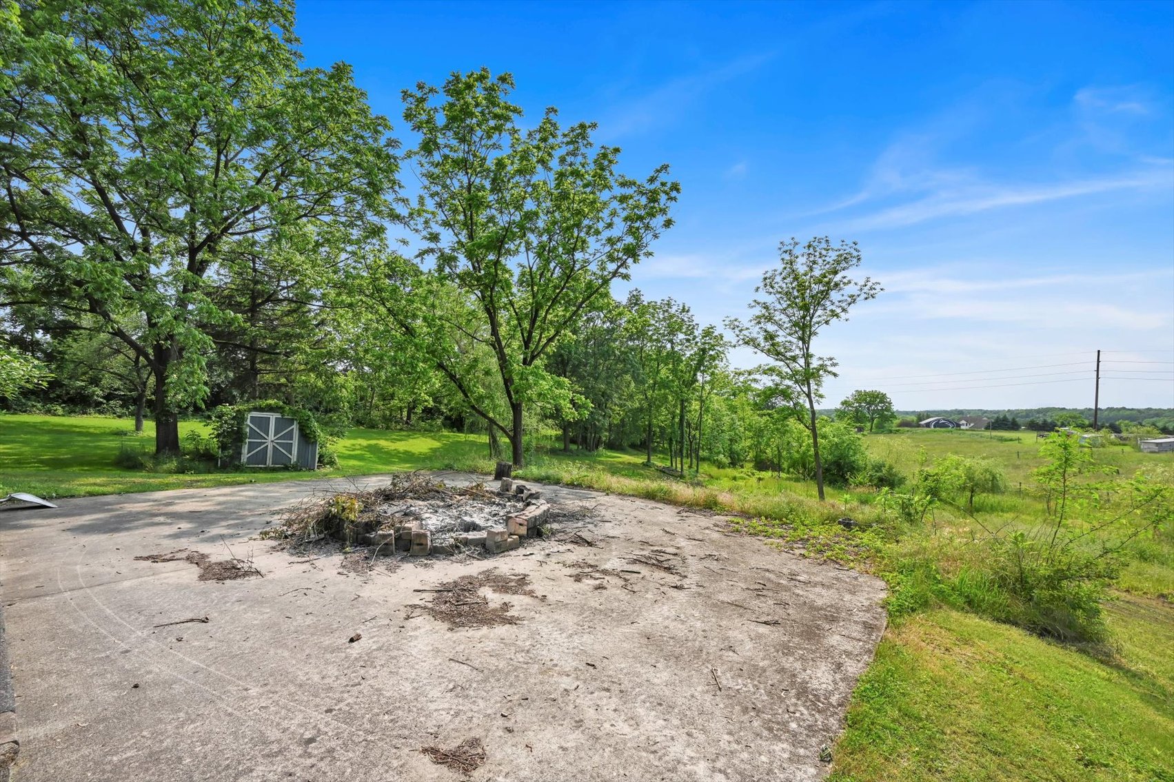 Image for Online Real Estate Auction - Cape Cod Style House with Auto Body Garage on 2+ Acres